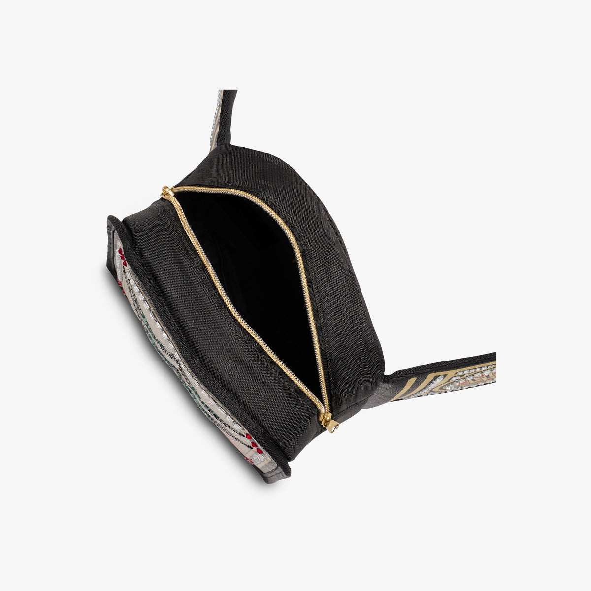 undisputed-wwe-championship-fanny-pack-y2 00027856-O.jpg