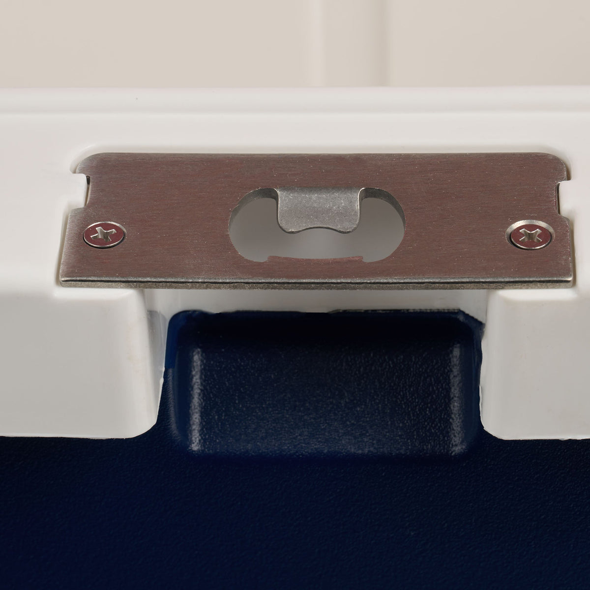 trailmate-25-qt-cooler-r1 00033130-BO.jpg