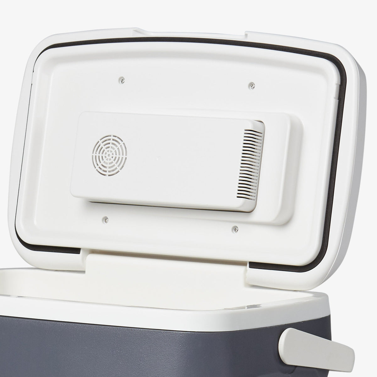 versatemptm-28-qt-portable-electric-cooler-i5 00040390_7.jpg