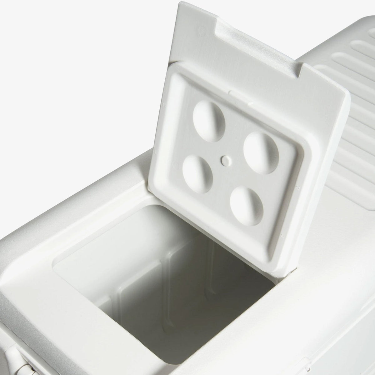 quick-and-cool-150-qt-cooler-v4 00044363-quick-and-cool-150-qt-cooler-cu-open-hatch_2c6197ae-88fc-4867-ad4f-5e48e4b855e0.jpg
